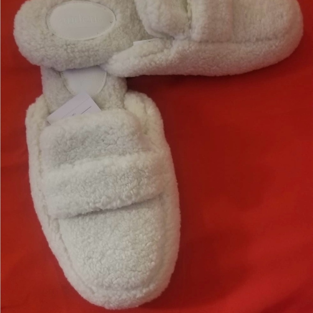 Cream Plush Slip-On Slippers for Comfort